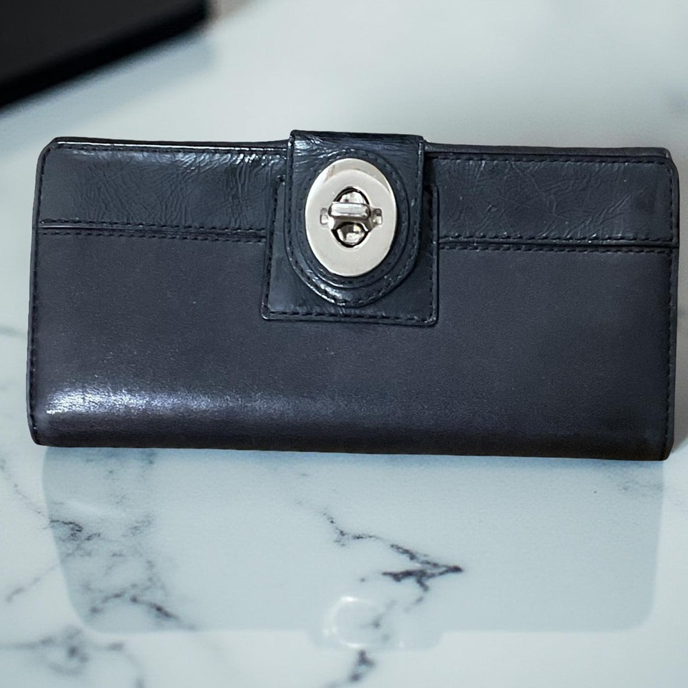 COACH VINTAGE TURN-LOCK WALLET GENUINE GLOVE TANNED BLACK LEATHER BLUE INTERIOR